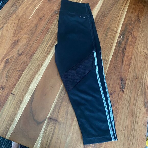 Adidas Climalite Capri Style Black Leggings Size M - Picture 6 of 8